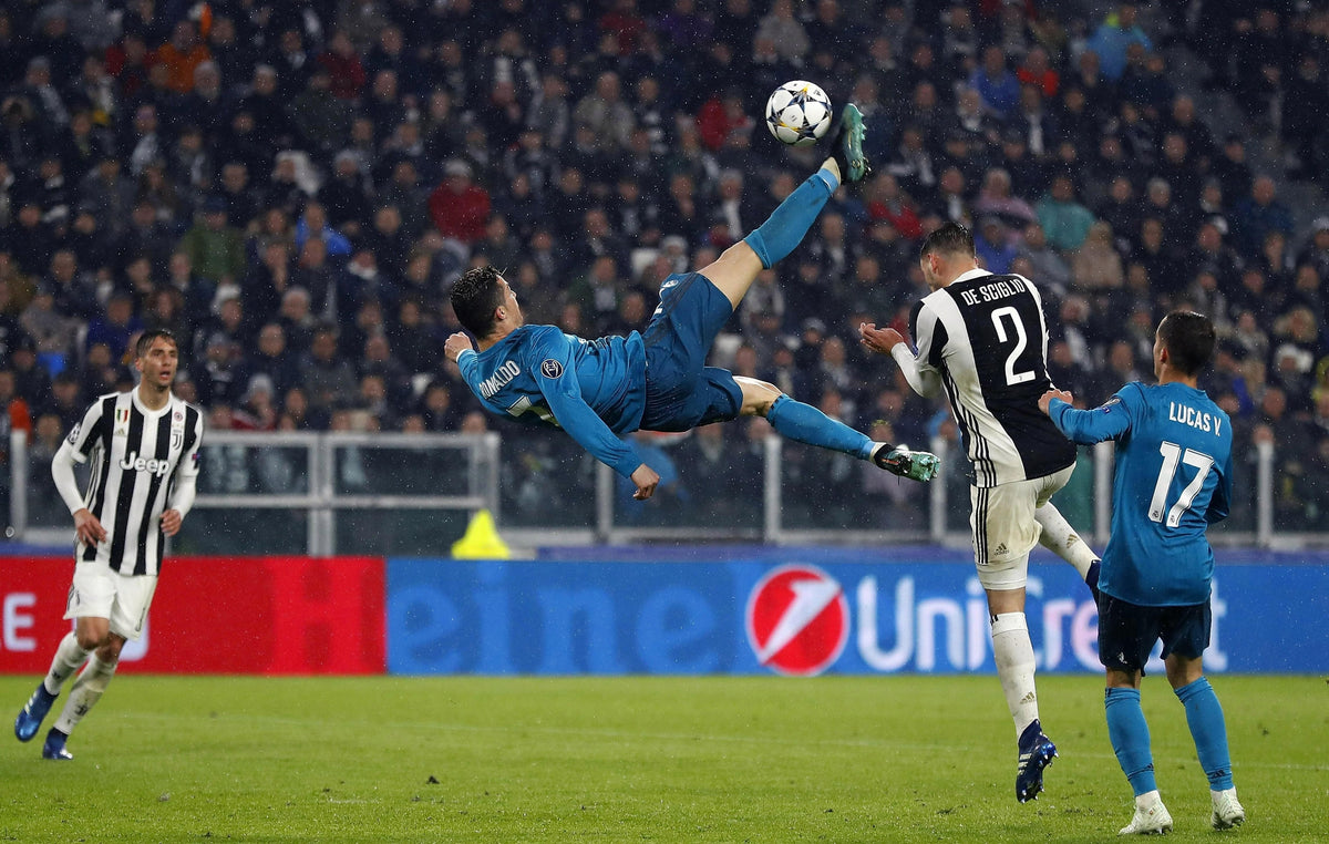 Real Madrid Cristiano Ronaldo Bicycle Kick vs Juventus Poster | Soccer Wearhouse